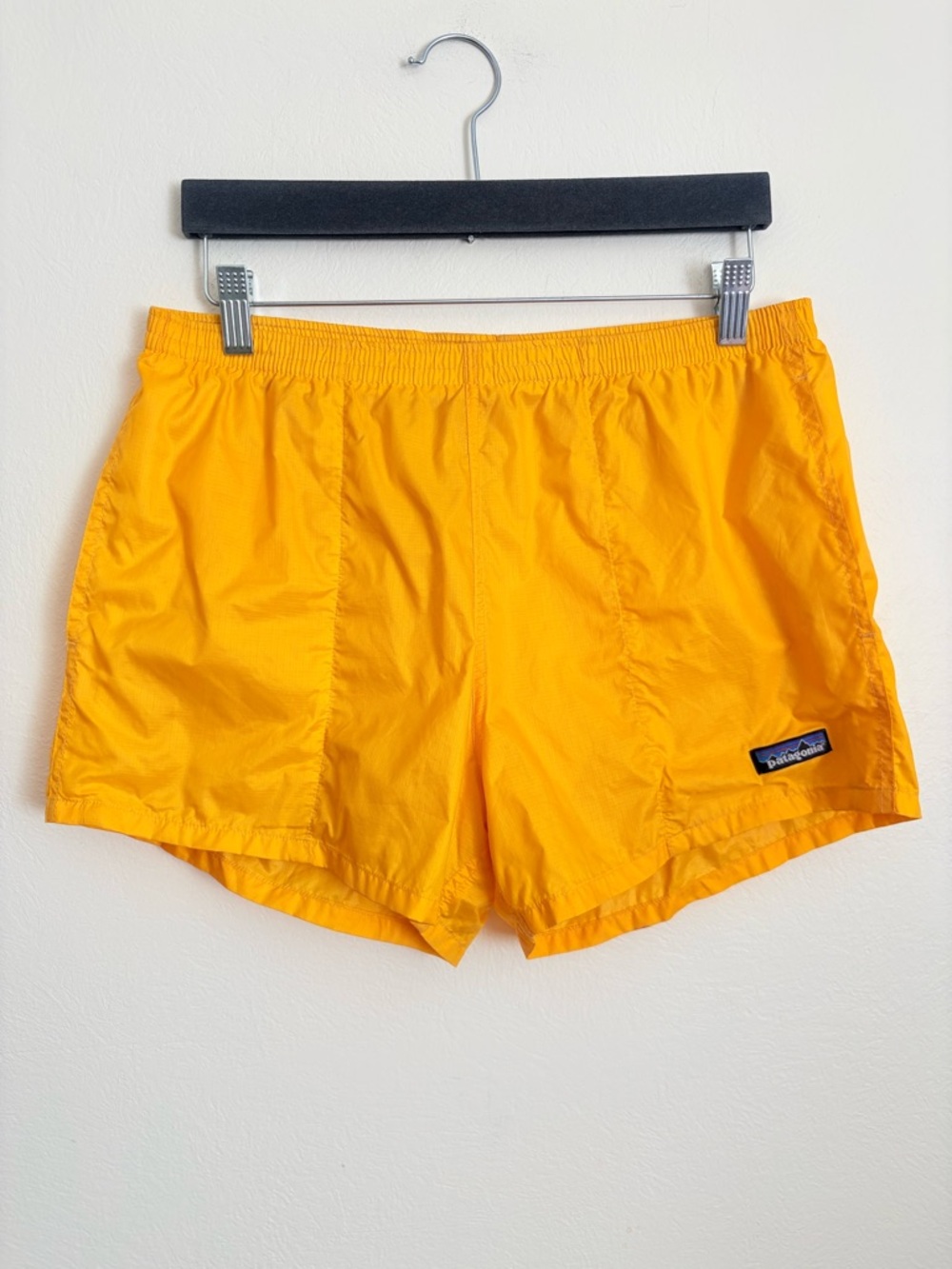 Patagonia Vintage 99’ Baggies Unisex Swim Trunks Mesh Liner Huge Pockets Sz M